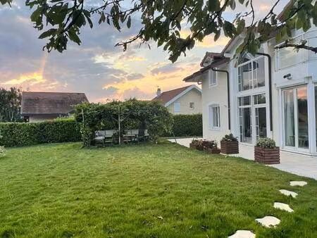bien rare : luxe et sérénité proche du lac léman