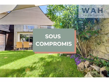 maison de village de 110 m2 avec jardin  cour et stationneme