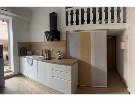 location meublée appartement 1 pièce 20 m² à sainte-maxime (83120)  800 €