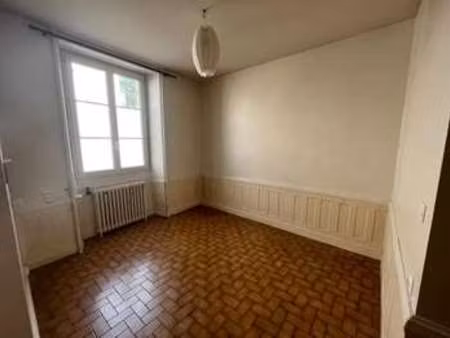 location maison à angers (49000) : à louer / 86m² angers