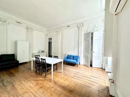 location meublée appartement 2 pièces 59 m² à lyon 1er (69001)  1 180 €