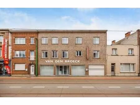 commerce avec appartement