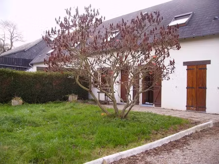 location maison 2 pièces 46 m² à rolleville (76133)  815 €