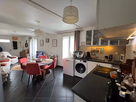 location locaux professionnels 3 pièces 51 m² à liancourt (60140)  690 €