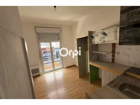 location meublée appartement 1 pièce 21.14 m² à lille (59000)  468 €