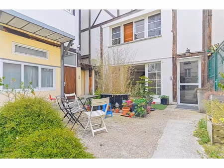 location appartement 2 pièces 42.76 m² à montreuil (93100)  1 200 €