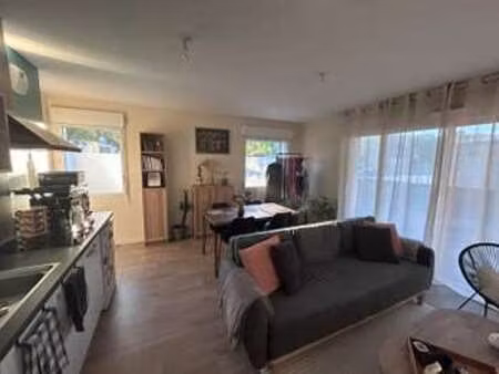 location appartement 2 pièces à rezé (44400) : à louer 2 pièces / 47m² rezé