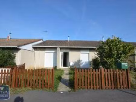 location maison à saint-pierre-montlimart (49110) : à louer / 68m² saint-pierre-montlimart