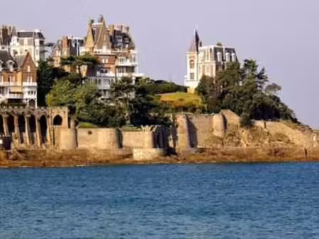 vente maison à dinard (35800) : à vendre / 148m² dinard
