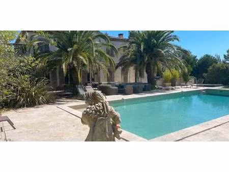 maison avec piscine et jardin partie nord est - saint-rémy-de-provence (13)