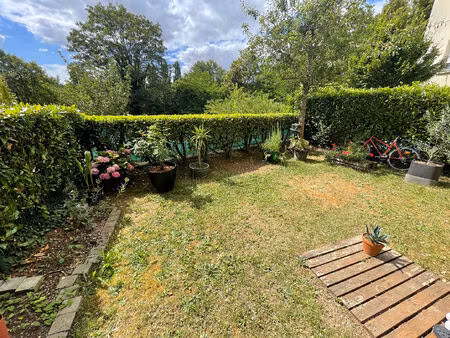 appartement meaux deux pièces avec jardin et stationnement privé