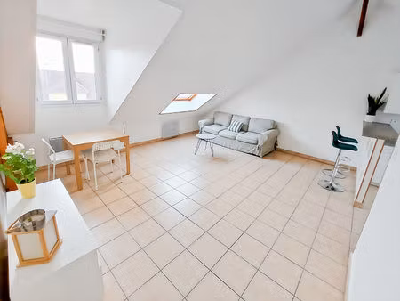 à louer - appartement meublé - mennecy