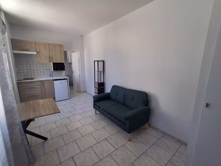nuits saint georges  appartement t1 bis avec terrasse et par