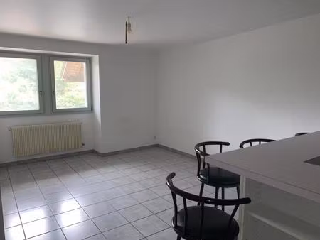 studio au centre du village