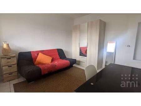 studio meuble de 18.45 m2