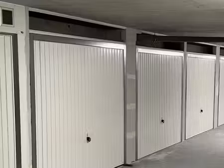 vente parking 12 m² à chambray-les-tours (37170)  18 500 €