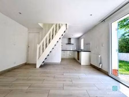 vente maison à clohars-carnoët (29360) : à vendre / 34m² clohars-carnoët