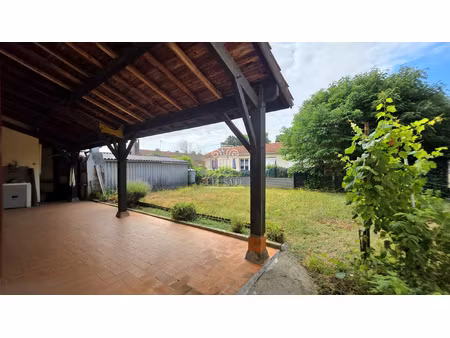 maison t5 - 107m2 en centre ville avec terrain et garage /
