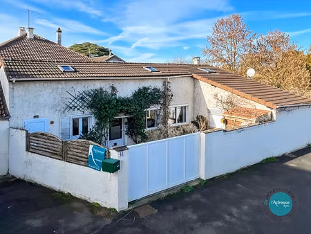 vente maison 5 pièces  97.00m²  lisses