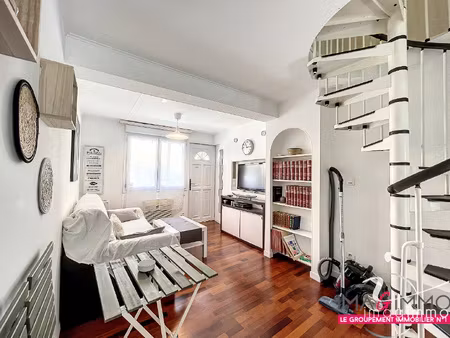 location septembre 2026 / juin 2027 - maison f2 en coproprie