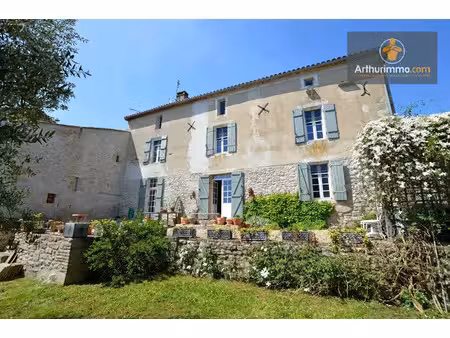vente maison de village 6 pièces 235 m2 à lévignac-de-guyenne