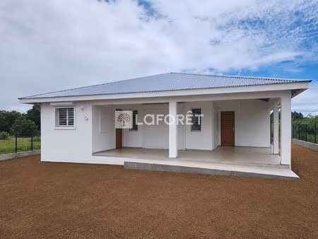 maison baie mahault 4 pièces de105 m²