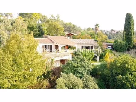 la gaude belle maison provençale de qualité à moderniser
