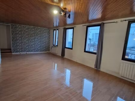beau t3 rue pietonne