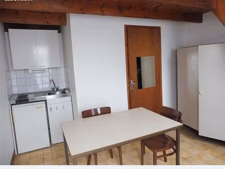 studio à dury
