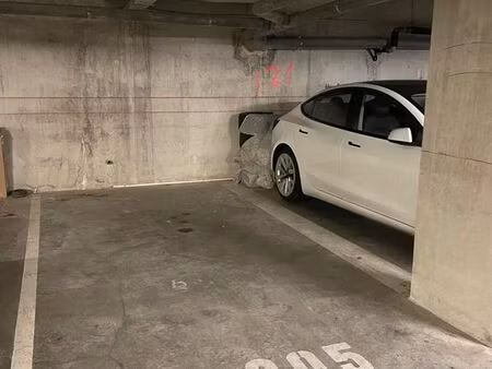 location de place de parking au sous-sol