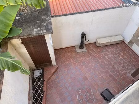 charmant t2 avec terrasse en rez de chaussée