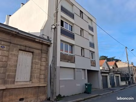 bordeaux hôpitaux studio avec parking et cellier