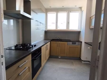 appt hyper centre 60m2 + parking