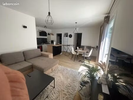 à louer petite maison de 50m2
