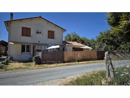 vente maison 3 pièces 60 m² à saint-saud-lacoussière (24470)  69 000 €