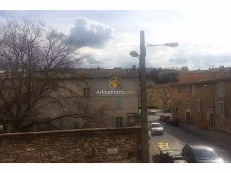 appartement lumineux de 62 m² à louer à apt