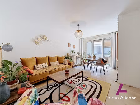 appartement t2 avec loggia  possibilité de parking - fondaudèg