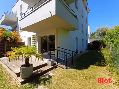 a vendre chez blot chateaubourg- appartement t3 - chateaubourg - 60.29m² - jardin + place 