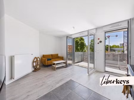 résidence récente de standing – magnifique 2 pièces avec balcon et box
