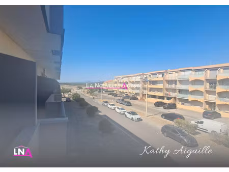 appartement t2 traversant avec parking prive