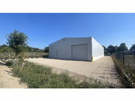 entrepôt de 175m2
