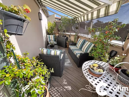 pau centre — duplex dernier étage avec ascenseur  terrasse de