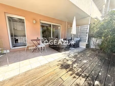 location meublee studio antibes - parking - piscine