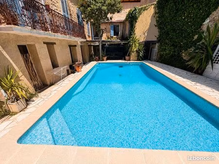 hôtel particulier avec piscine au cœur de cannes