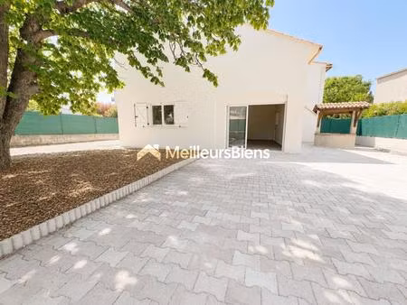 la garde : maison rénovée – au calme