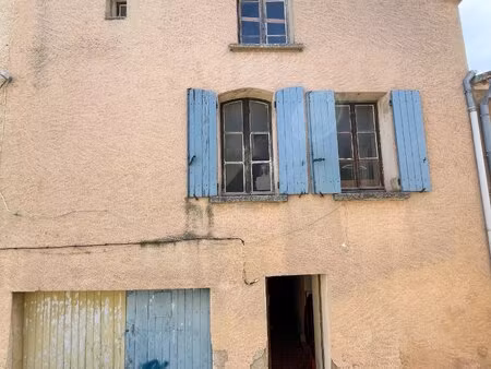 revest-du-bion - maison de village à rénover de 44 m² habitable pour un total de152 m² .