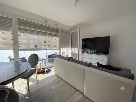appartement de 57 72 m² à petit-couronne