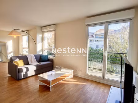 guyancourt  quartier le pont du routoir: appartement meublé 2 pièces avec balcon et box
