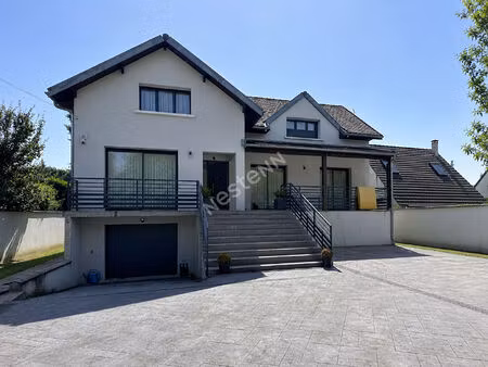 spacieuse maison familiale dans un environnement privilégié
