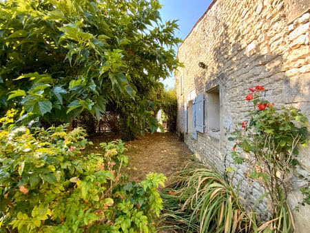 vente maison 7 pièces  160.00m²  pons